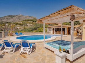 Serene Holiday Home in Callosa d' Ensarria with Private Pool